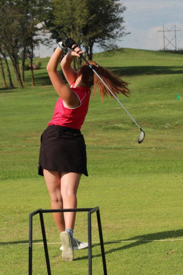 Girls_Golf091818MaryAnn+Johnson0003