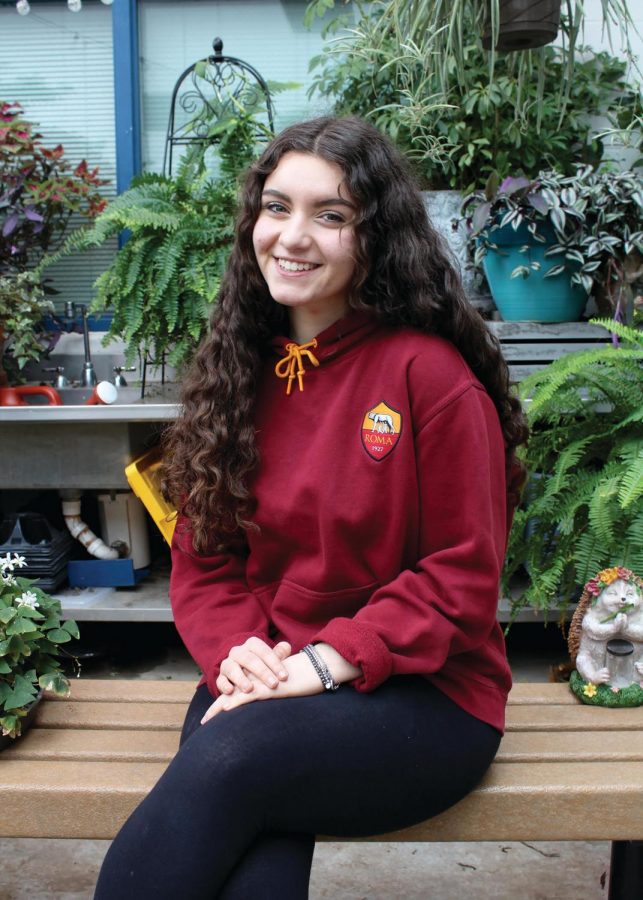 Senior Elisabetta Ripa is a foreign exchange student from Rimini, Italy. Ripa has noticed many differences between Italy and the United States, and has enjoyed living the life of an American teenager for a year. Photo by Alyssa Griffith.