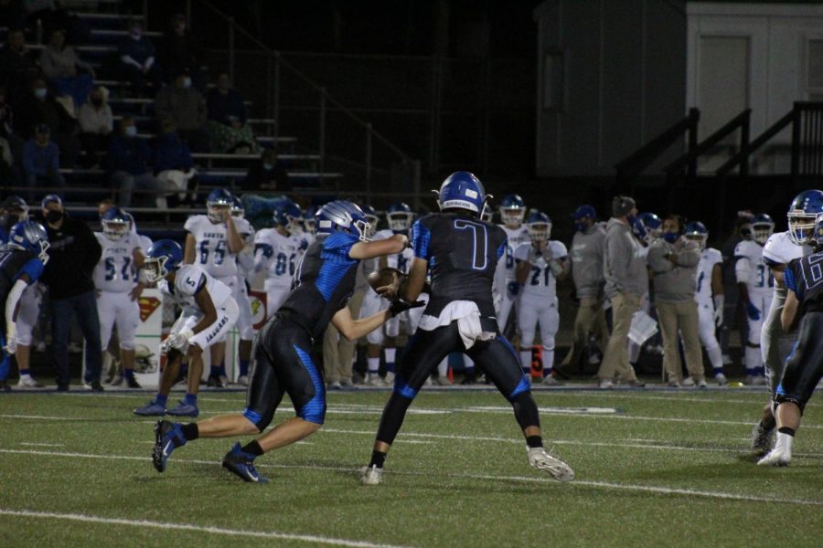 c. nguyen - football 10:305602